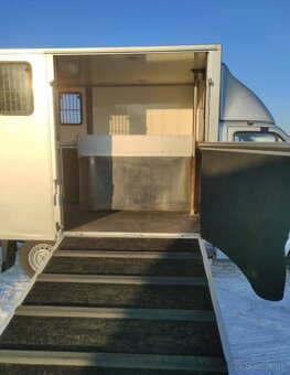 Mercedes prepravnik na kone - 10