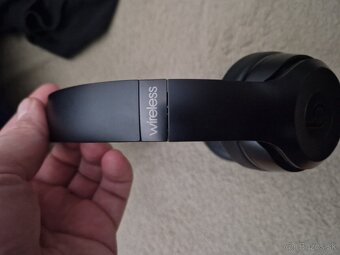 Predám sluchadka Beats Solo3 - 10