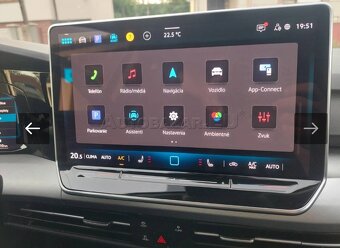 VW Golf 8 Variant 2,0 TDI - 10