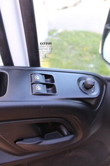 Iveco Daily, 35C160 3,0 Skříň 19m3+čelo+klima+tuplák 92tkm - 10