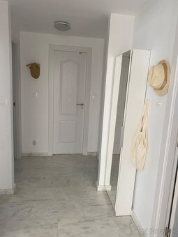 GOLFISTI POZOR  3 izbový apartmán v Španielskej Alcaidese - 10