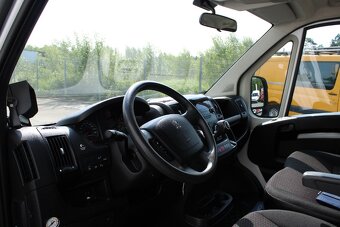 Peugeot Boxer, 2,2 HDI 7Míst nosič kontejneru - 10