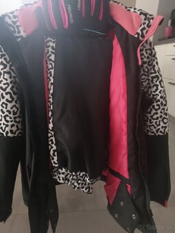 Zimný komplet bunda, otplovacky, čiapka rukavice - 10