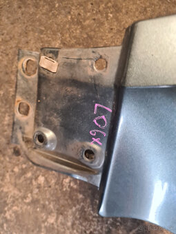 Blatník VW Touareg 7l - 10