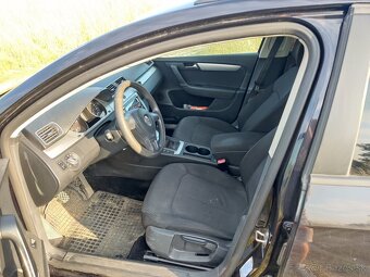 Volkswagen Passat B7 Variant - 10