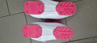 Predám detské lyze lyžiarky prilba - 10