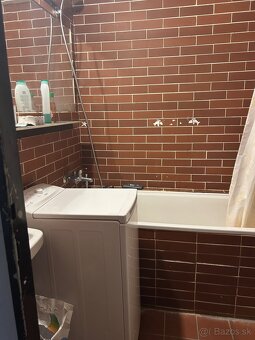 Prenájom 1i v 3izbovom byte - 10