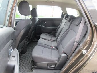 Kia Carens 1.7 CRDi odp. DPH - 10