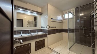 NA PREDAJ 5 izbový rodinný dom Čechynce Nitra - 10