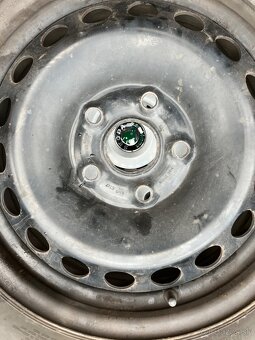 Zimné pneumatiky 195/65 r15 - 10