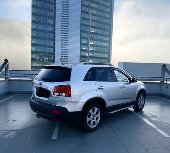 Predám  Kiu Sorento rv 2011,145kw - 10