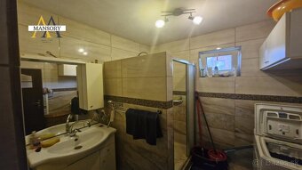 Na predaj priestranný 6-izbový rodinný dom s veľkým pozemkom - 10