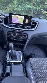 KIA XCEED 1.5 T-GDi GOLD 118 kw - 10