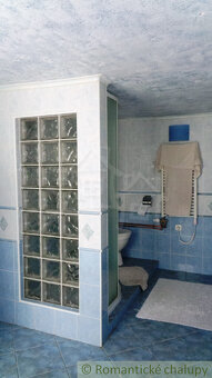 NOVÁ CENA - Útulná chalupa v malebnej dedine blízko priehr - 10