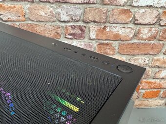 Ryzen 5 1600 AF\16GB\RTX 3080\SSD\750W Zdroj - 10