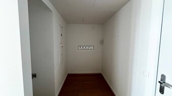 | nový 2-izb. byt, balkón, šatník, garáž, výhľad, SKY PARK - 10