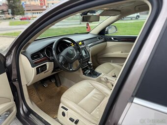 Škoda Superb 1.6 TDI 77kw GreenLine - 10