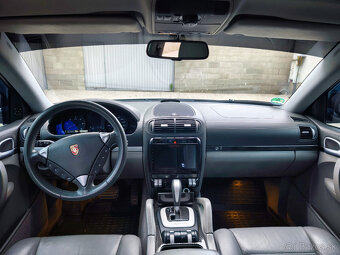 Porsche Cayenne 3.0tdi rok 2009 - 10