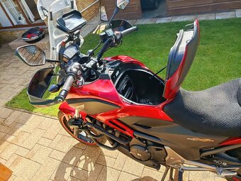 Honda NC750X DCT - 10