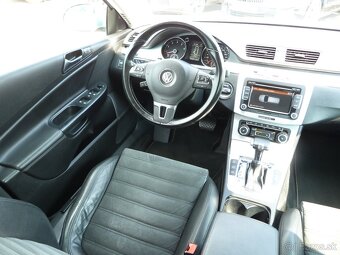 Volkswagen Passat Variant 3.2 V6 Highline 4-Motion DSG - 10