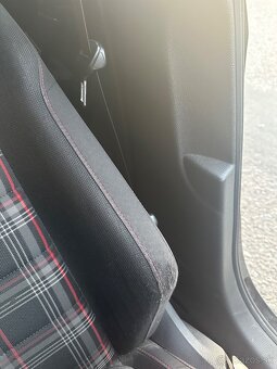 Vw golf 7.5 gti 162kW manual - 10