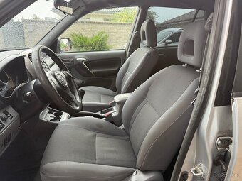 Toyota Rav4 2.0 Diesel 4x4 Nová Stk Ek - 10