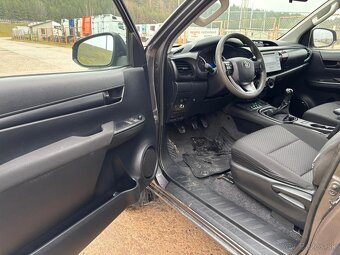 Toyota hilux - 10