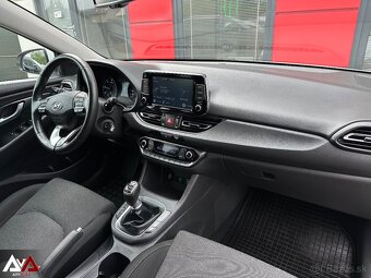 Hyundai i30 CW 1.6 CRDi Family, v Záruke, Pôvodný lak, SR - 10