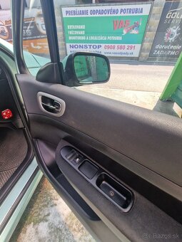Peugeot 307 SW - 10