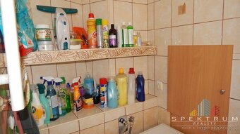 SPEKTRUM REALITY- Na Predaj garsónka, 23 m2 s loggiou , okre - 10