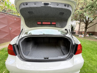 BMW 330d E90 - 10