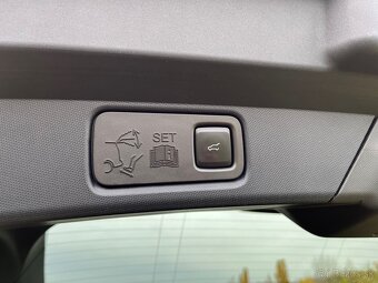 Ford Mustang Mach-E RWD - 10