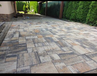 Zamková dlažba,ploty - 10