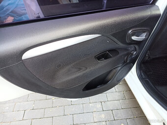 Fiat Grande Punto EVO - 10