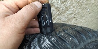 Zimná sada Nokian 195/65 R15 na diskoch VW 5x100 - 10