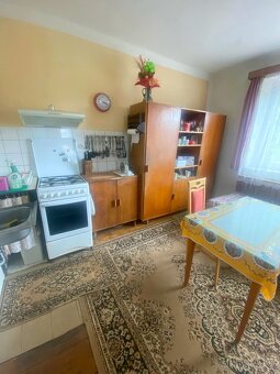 Rodinný dom s jedinečnou atmosférou pod lesom-Nitrica - 10