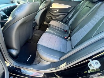 Mercedes-Benz E400d T 4matic AMG 11/2018 Webasto TOP Stav - 10