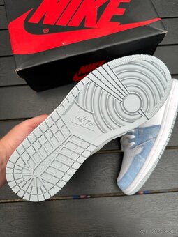 NIKE AIR JORDAN 1 HIGH OG HYPER ROYAL tenisky - 10