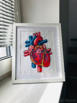 Krížiková výšivka/ obraz Anatomické srdce - 10