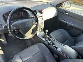 Volvo V50 D2 - 10