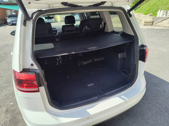 VW Touran 1.5 TSI 1.MAJ.ČR/NAVI/ACC/TAŽNÉ/ALU/FRONT ASSIST - 10