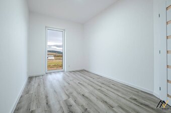 RODINNÝ DOM OBEC SVINIA, OKRES PREŠOV - 10