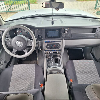 Jeep Commander 3.0 CRD V6 Overland A/T 4x4 - aj na splátky - 10