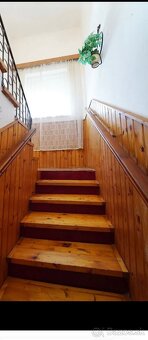 Predám poschodový dom - 10