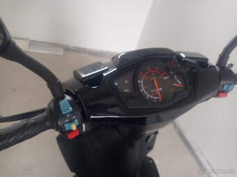 Predám skúter zn. STRADA - 10