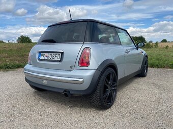 Mini Cooper 1.6 85kw - 10