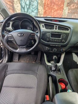 Kia ceed 1.4 crdi 66kw 2012 - 10