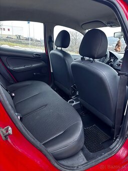 Peugeot 206+ - 10