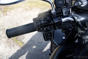 Kawasaki Vulcan VN 1700 - 10