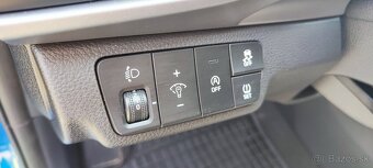 Kia Stonic - 10